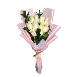 Mixed bouquet of 10 flowers (lily, gypsophila and ruscus)