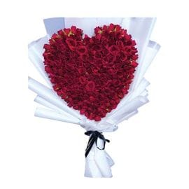 Heart Shaped Bouqute of 300 Spray Roses (Red)